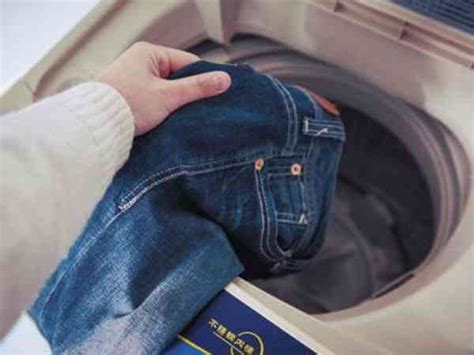 你的牛仔裤多久洗一次？别以为洗得越勤越好 - 知乎