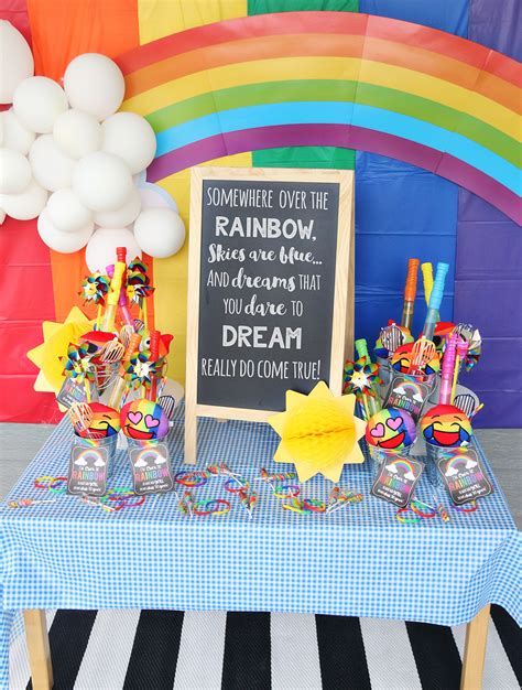 Rainbow Pre-K Graduation Celebration | Fun365
