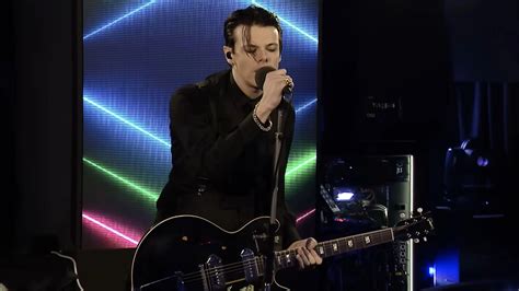 See YUNGBLUD cover Bitter Sweet Symphony in the BBC Radio… | Kerrang!