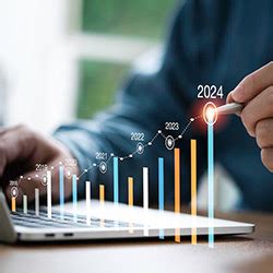 R. S. Mundle Dharampeth Arts and Commerce College