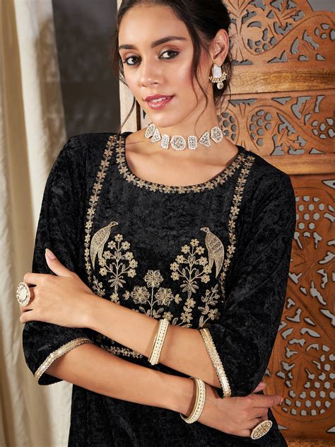 Women Black Velvet Embroidered Yoke Short Kurta With Pants – FYVA