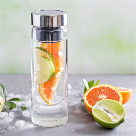 How Do You Use A Fruit Infuser Water Bottle at Gregory Jorgenson blog