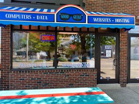 Geeks Computer Shop 的图像结果