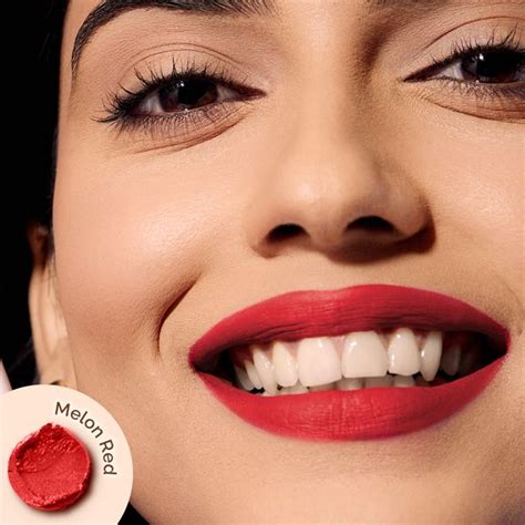 Red Lipstick for 8-Hour Moisture Lock -2g | Mamaearth