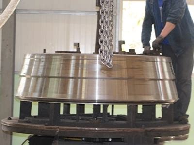 Shell Grinding Process with Machine 的图像结果