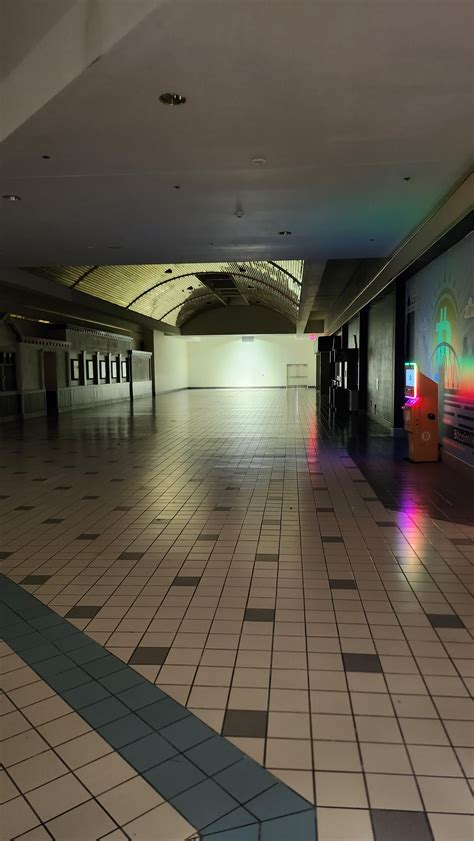 Gateway Mall. Eugene, OR : r/deadmalls