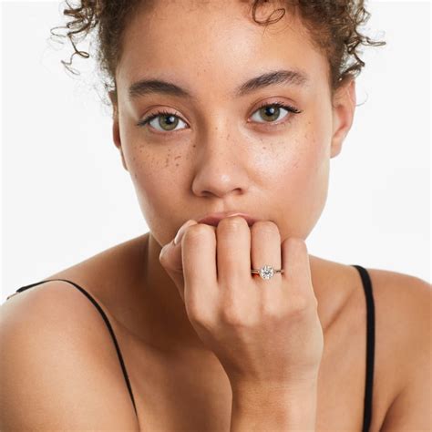 Bezel Engagement Rings | JamesAllen.com