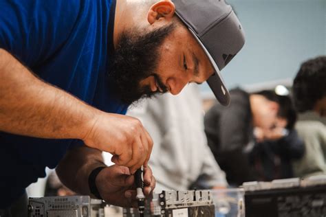 Goodwill Computer Training Locations Near Me 的图像结果