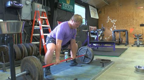 Hopewell-Loudon high schooler sets unofficial deadlift world record ...