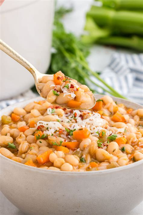 Vegetarian Navy Bean Soup Recipe (with Dried Beans)