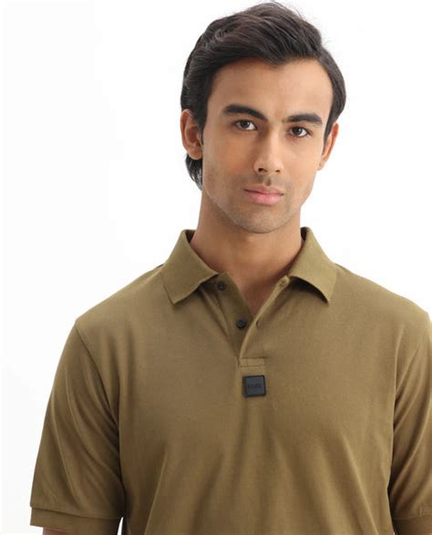 Rare Rabbit Men's Mabe Light Green Cotton Plain Regular Fit Half Sleev