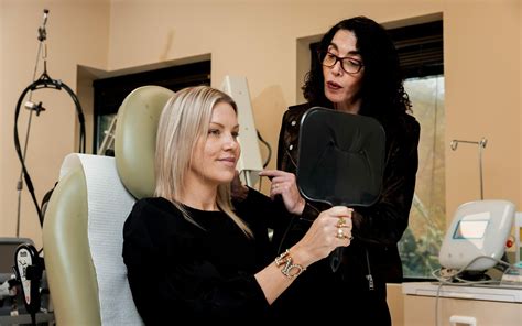 5 ways to make your face look more symmetrical