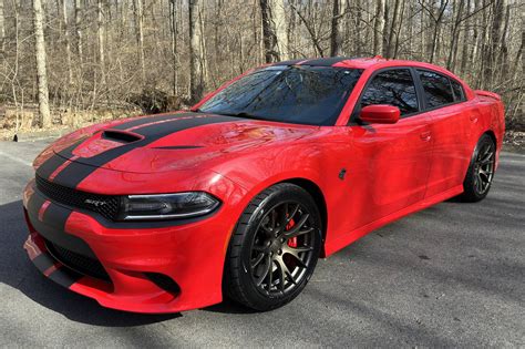 2017 charger online