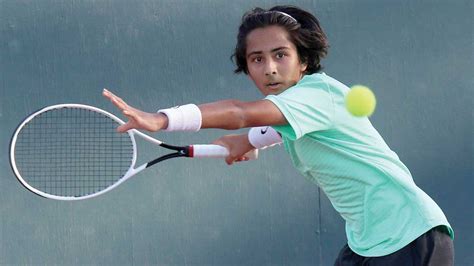 Dhahran junior tennis standout | Aramco Life