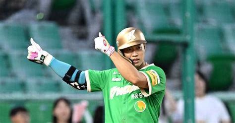 Song Seong-moon's hit and Alcantara's strong pitching lead Kiwoom past ...
