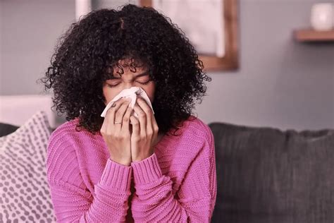 Mold Allergies: Causes, Symptoms, and Treatments