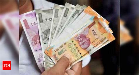 Indian Rupee: Rupee hits fresh low of 72.73, drops 28 paise against US ...