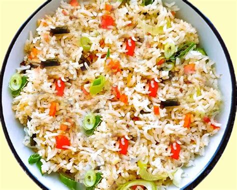 Indian Veg Fried Rice Recipe | Easy Vegetable Fried Rice - Healthy ...