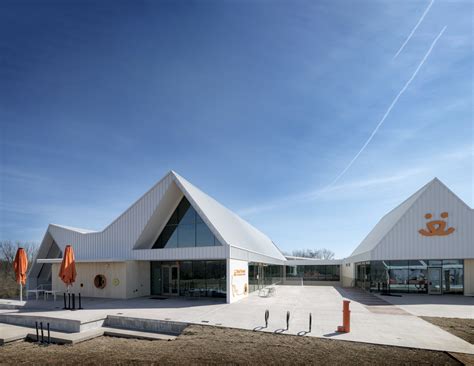 Gallery of Pet Resource Center / RA-DA - 1