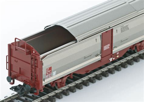 Type Tbis Sliding Roof / Sliding Wall Car Set | Maerklin US