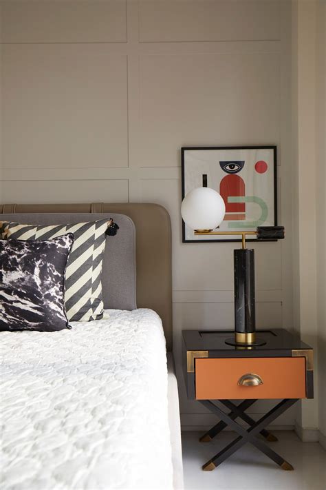 A 6-BHK apartment in Mumbai that is colourful, yet subdued ...
