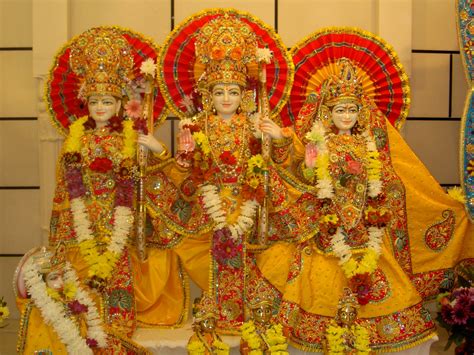 Amazing Lord Rama, Hindu God Shree Ram Wallpaper | Festival Chaska