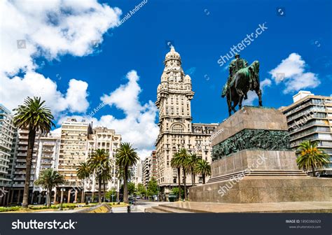 Plaza Independencia Montevideo