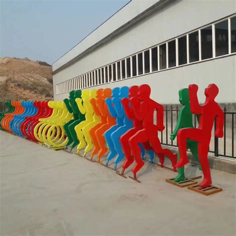 不锈钢体育运动人物雕塑-宏通雕塑