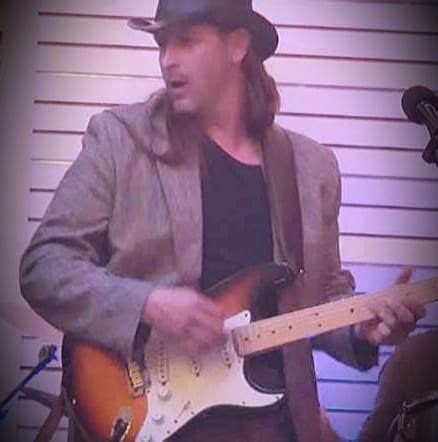 Hicks and banks! at lucky fades!, 5 north main street, Pinckneyville ...