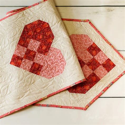 Patterns for Table Runners 的图像结果