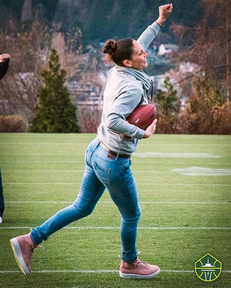 Seattle Storm on Twitter: "Did someone say 𝙎𝙪𝙚-𝙥𝙚𝙧 Bowl Sunday?! 😏🏈🐐 https://t.co/1cXFE1NMt0 ...