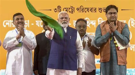 In Photos PM Flags Off Three New Metro Routes in Kolkata