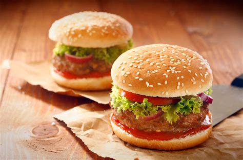 两个丰富的汉堡包图片素材-汉堡包创意图片素材-jpg图片格式-未来mac下载素材下载