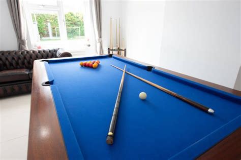 Small Room Pool Tables 的图像结果