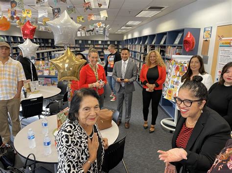 Dolores Huerta Visits Lennox – Photos – Lennox School District