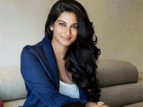 Rhea Kapoor Latest Updates, Gallery, Wiki, Affairs, Contact Info ...