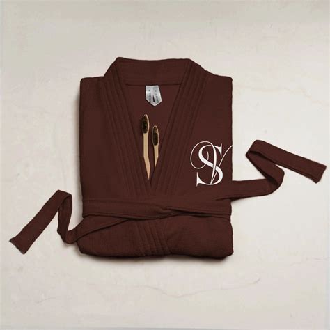 Bathrobe for Ultimate Comfort and Style - Luxe & Cozy – The Hamper Exchange