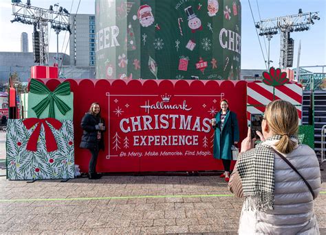 Hallmark Christmas Experience | Dimensional Innovations