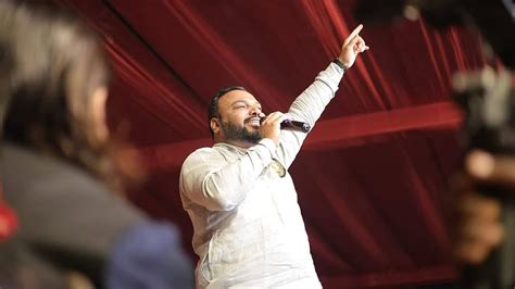 Who Is Kanhiya Mittal? All About One Of India's Youngest Devotional ...