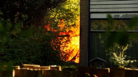 Uitslaande brand aan de Abeelstraat in Winterswijk - 112Winterswijk