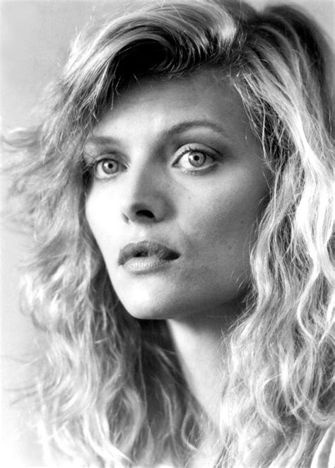 Michelle Pfeiffer Wallpaper (64+ images)