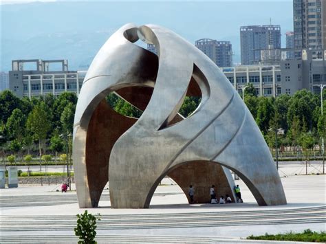 大型不锈钢广场雕塑－志彪雕塑公司