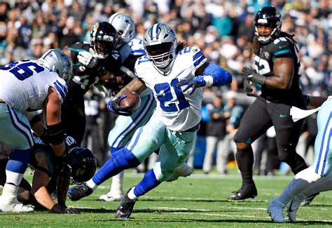 Ezekiel Elliott Start/Sit Week 17: Why the Cowboys RB Becomes a Must ...