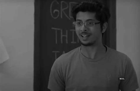 Kota Factory Season 2 Review: Jeetendra Kumar and Mayur More shine in ...