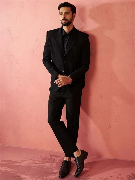 Buy Vastramay Black Notched Lapel Blazer Online