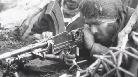 1962年中印战争视频截图：印度士兵微笑着投降 - 图说历史|国内 - 华声论坛
