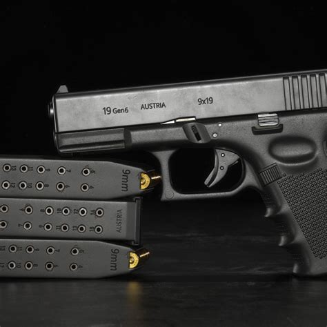 Download wallpaper gun, weapons, pistol, weapon, Glock, Glock, Glock 19 ...