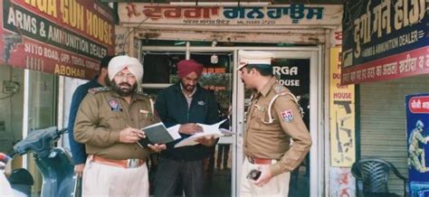फाजिल्का के बाद अबोहर में पुलिस ने राहुल के गनहाउस में दबिश दी