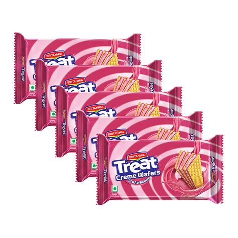 Britannia Treat Crème Wafers - Strawberry Flavoured Wafer Biscuit | 60 ...