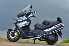 review sym maxsym 600i maxsym 600i abs sym south africa review sym maxsym 600i maxsym 600i abs sym south africa
